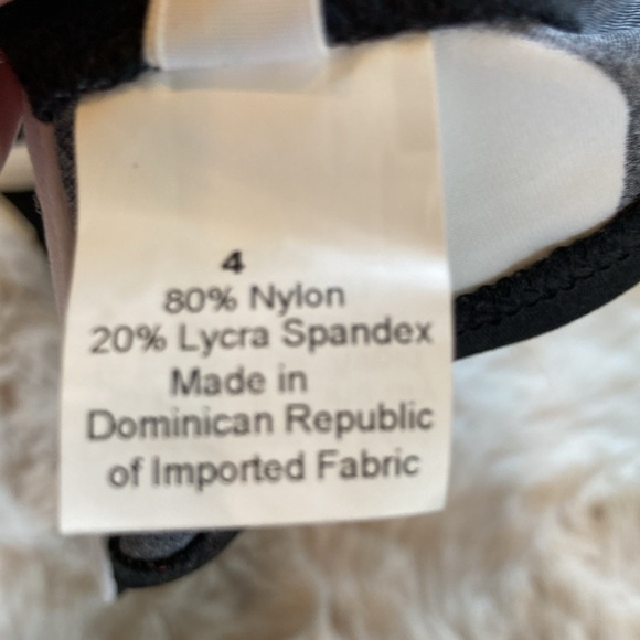 Vintage J. Crew bikini top. Size 4. - Picture 12 of 13